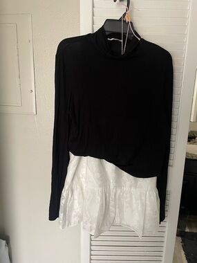 ✨✨Bundle Amanda Uprichard Skirt and Mango top Size L/Xxl (read description)